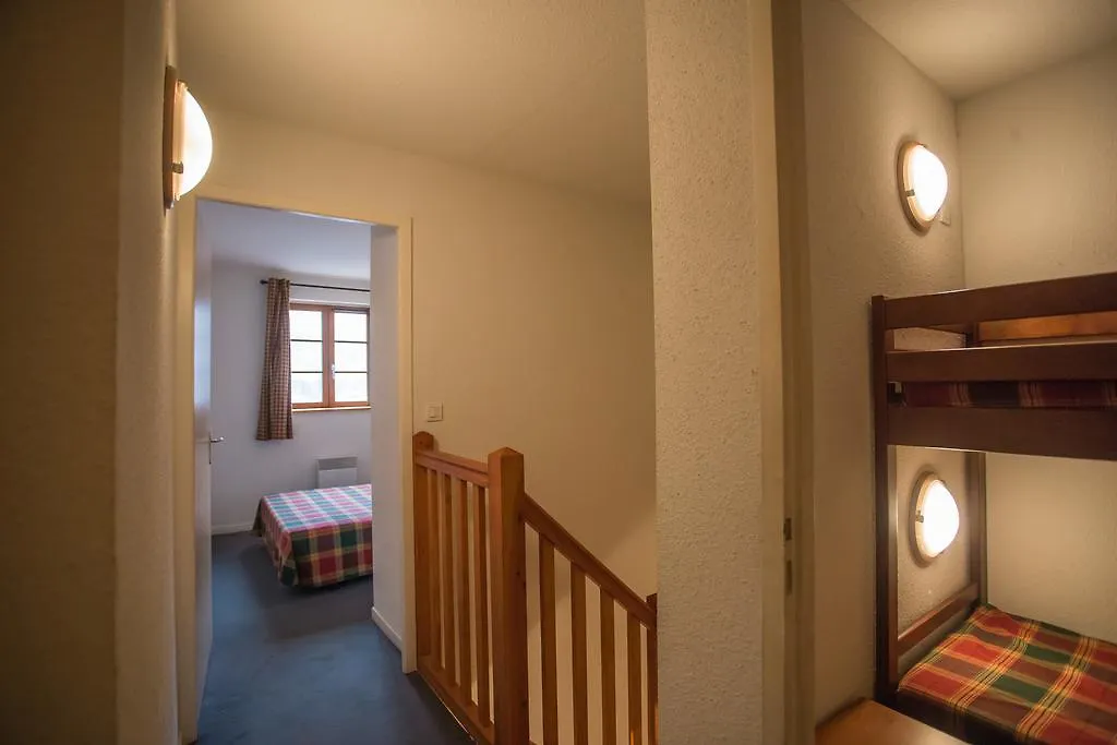 **** Appart hôtel Résidence Néméa Les Chalets d'Estive Cauterets France