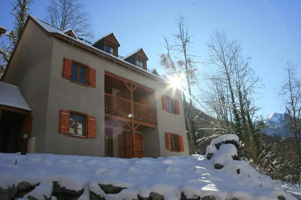 Résidence Néméa Les Chalets d'Estive Cauterets 4*,  France